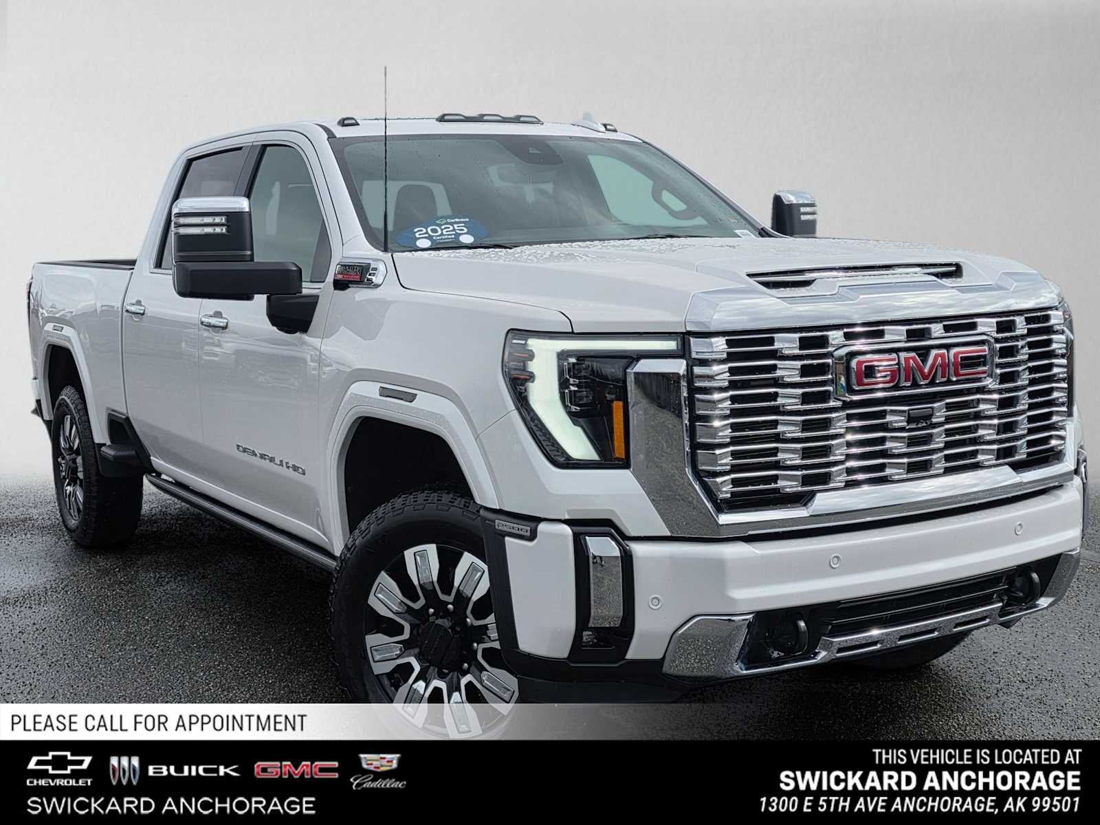 2025 GMC Sierra 2500 HD Denali in White Frost Tricoat — front three-quarter view