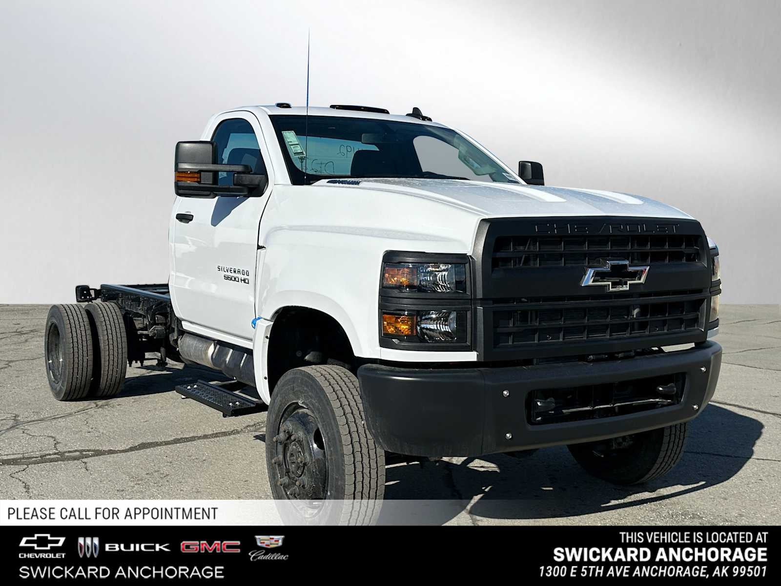 2024 Chevrolet Silverado 5500 HD